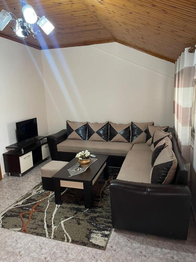 Vila Dedi Apartment Shkoder Exterior photo